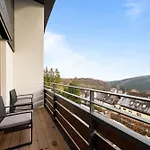 아파트 Rezidence Lyzarska *