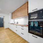 Rezidence Lyzarska 아파트 *