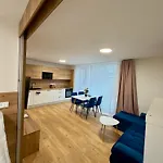 Apartament Rezidence Lyzarska *