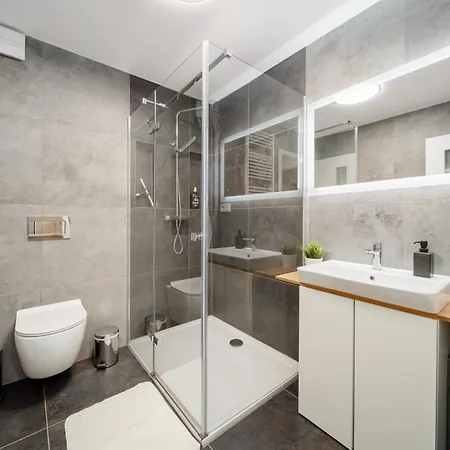 Rezidence Lyzarska Apartment *