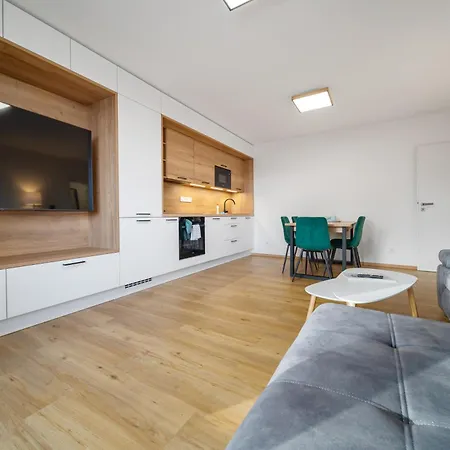 Apartment Rezidence Lyzarska *