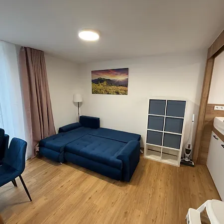 Apartment Rezidence Lyzarska *