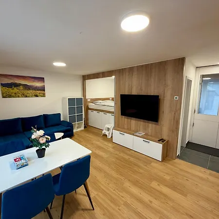 Rezidence Lyzarska Apartment Johannisbad